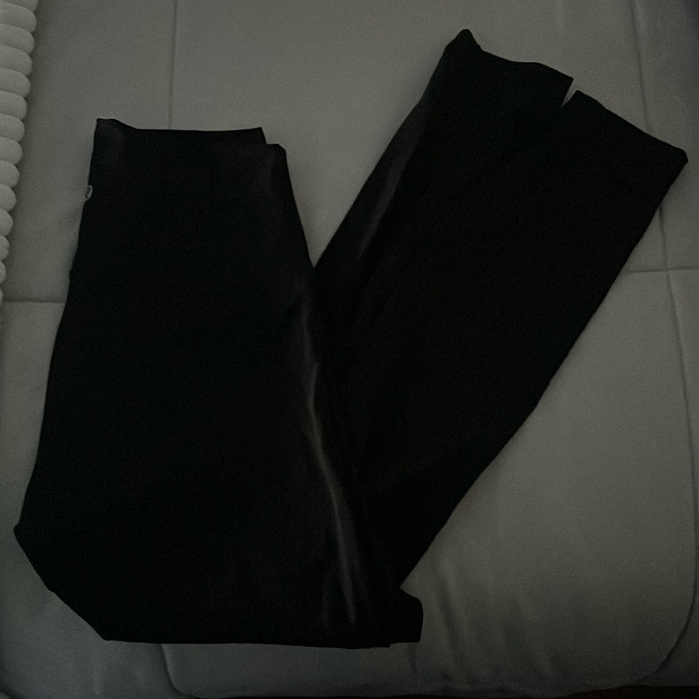 lulu align 25’ black!!